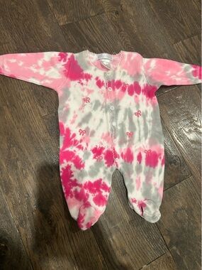 Baby Steps Tie-Dye Pink & White Baby One-Piece with Bow Accents Newborn